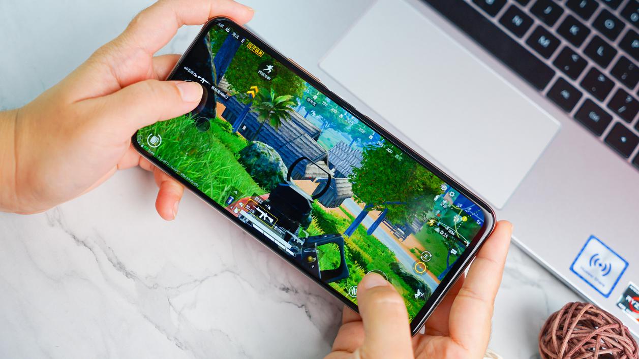 华为手机|2022最不值得买的3款华为手机，都是高价低配，却还是有人入坑