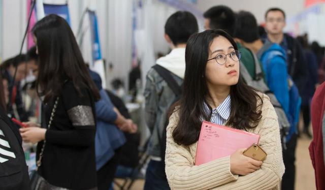|同样的工作岗位，校招和社招的差距不是一般大，学姐道出其中缘由