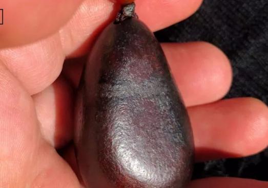 翡翠|和田玉的包浆之谜，新疆籽料真的能盘出包浆吗？