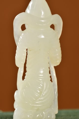 |晚清 和田玉罗汉雕件