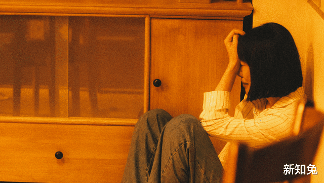 谢天华|亲爱的小孩：买烟的谢天华，才是禾禾生病后最受伤的人，太窝囊