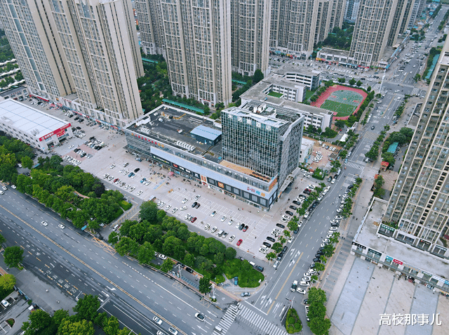 郑州|郑州“引进人才”买到烂尾楼？写七万字文章维权，至今仍未复工