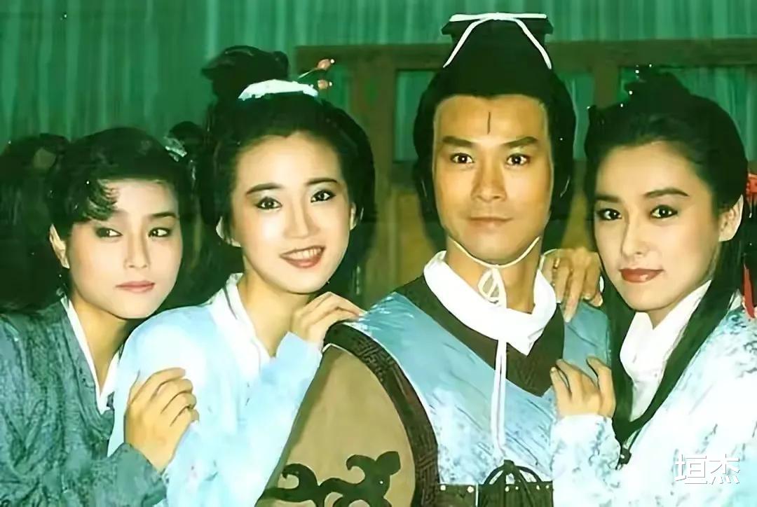 桑妮|寡淡路人脸就别硬吹“小白花”,6位女星告诉你,什么叫楚楚动人