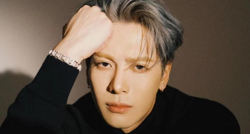 王嘉尔|王嘉尔2度怒关直播!面露愠色「不要搞这些」背后宠粉原因曝光