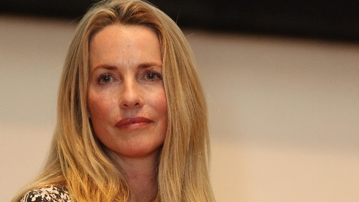 |乔布斯59岁遗孀开心度假，手握167亿遗产，曾说要裸捐不留给后代