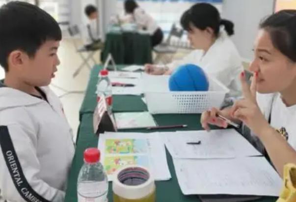 大学生|上海一位幼儿园学生,简历竟然多达15页,几岁的年龄叫人感慨