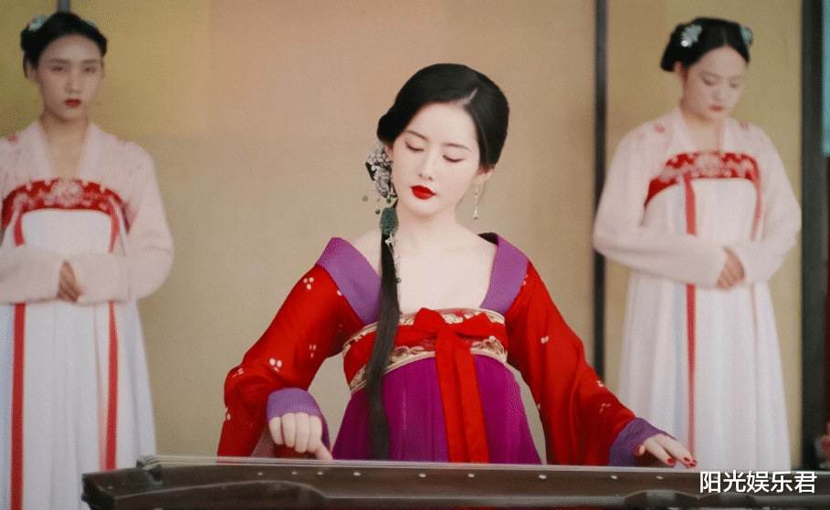 乔欣|《嫣语赋》咋回事？乔欣古装造型拉垮，“花魁”女配反而惊艳观众
