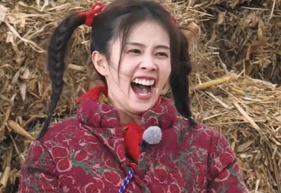 王浩信|祝学子高考得100分?女星白鹿代言品牌的助威海报,犯了低级错误