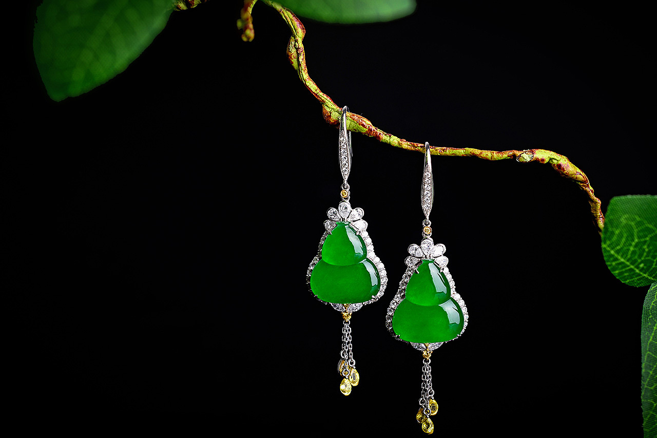 翡翠|自己买裸石去镶嵌要比买翡翠成品更划算?太天真了