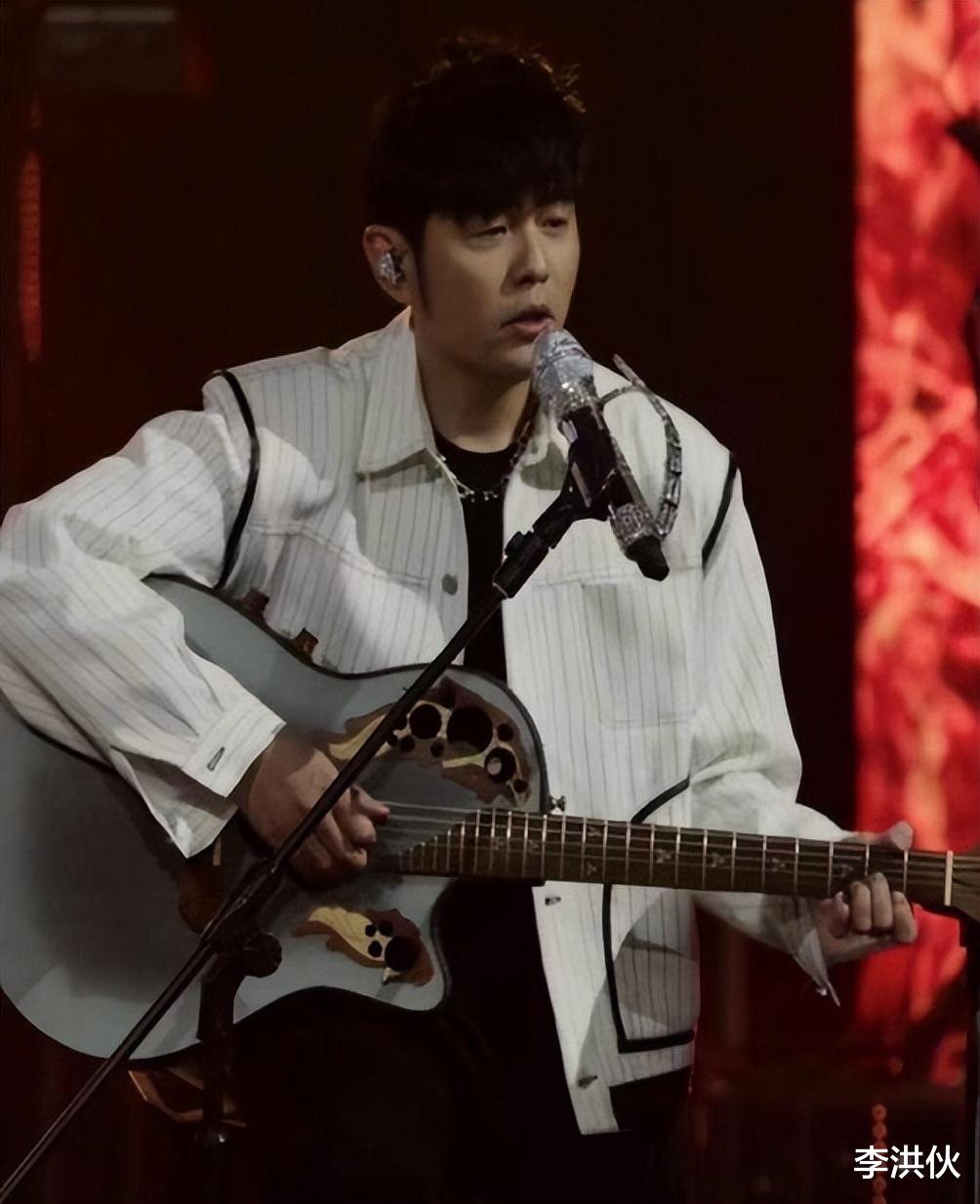 周杰伦|周杰伦开线上歌友会，点赞量破亿引粉丝围观，未关闭打赏惹来争议