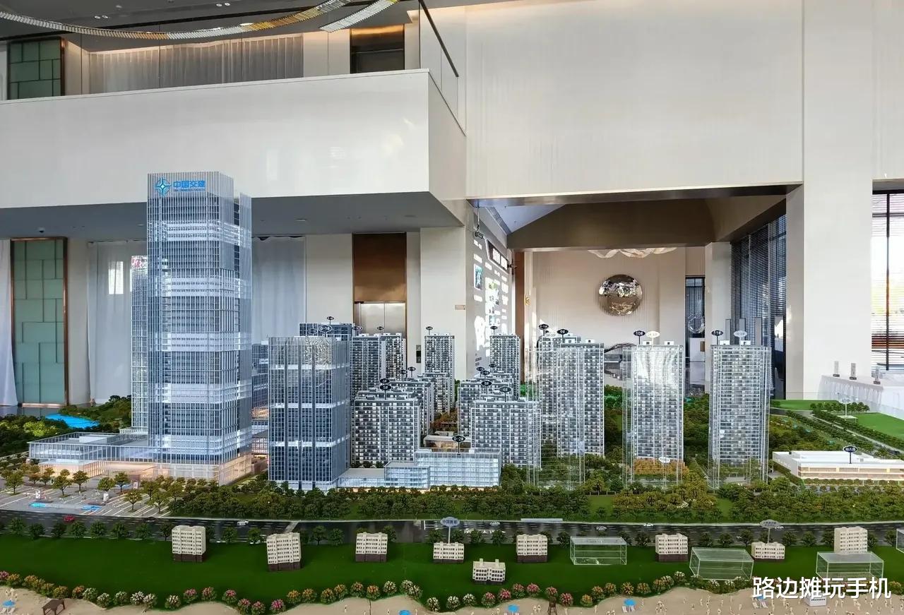 |青岛中交山海大观新开盘的9号楼,一共132套房子卖了不到30套