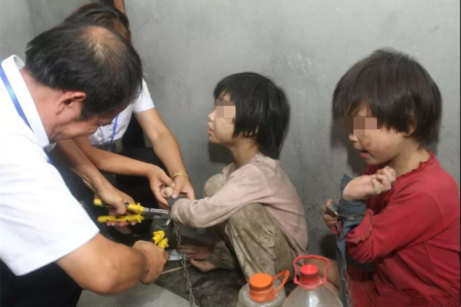 案例:女子交往黑人男友,对方称是酋长将其骗至非洲卖给人贩子