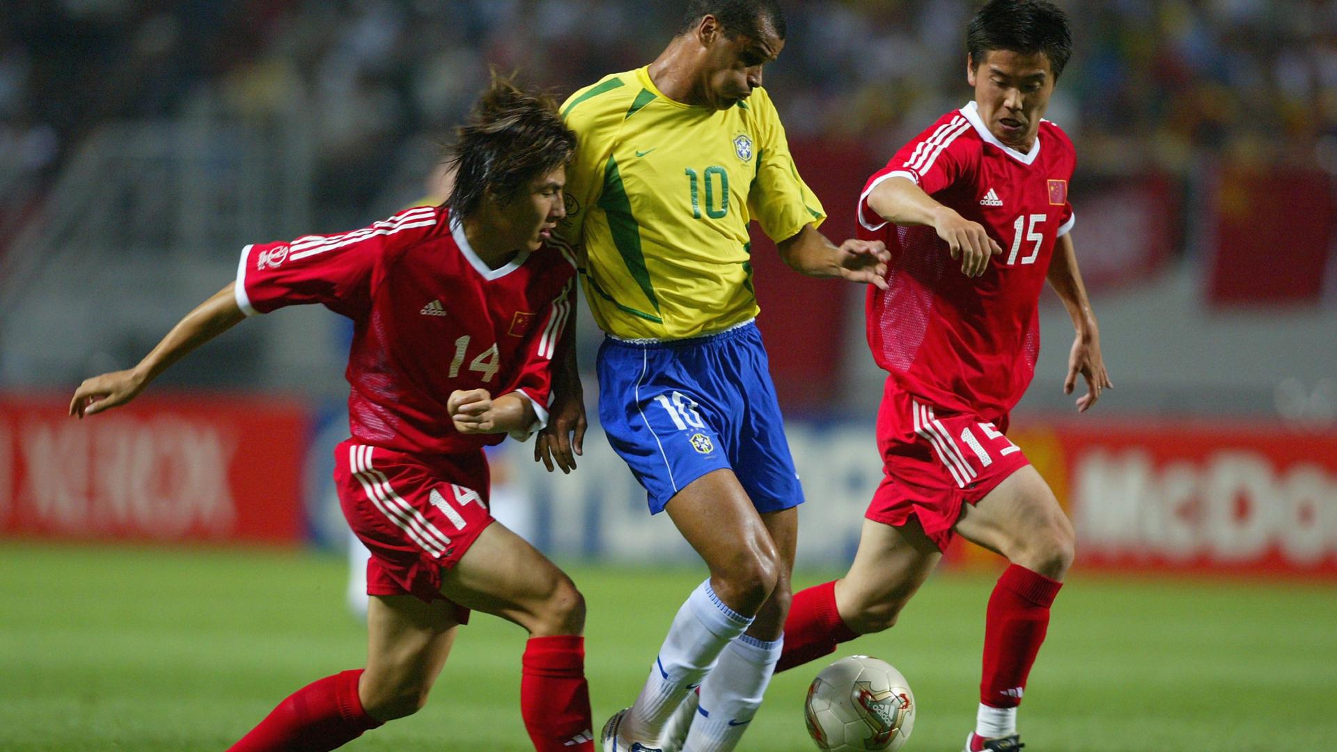世界杯|2002韩日世界杯7大瞬间：国足巅峰，巴西夺冠，黑哨助韩国！