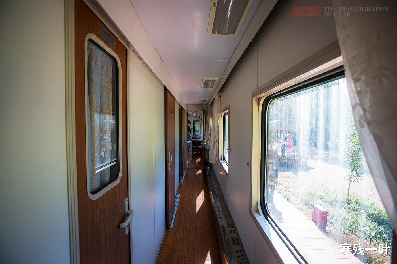 火车|内蒙古特色火车酒店70块一晚，一房四床位，男女混住你能接受吗？