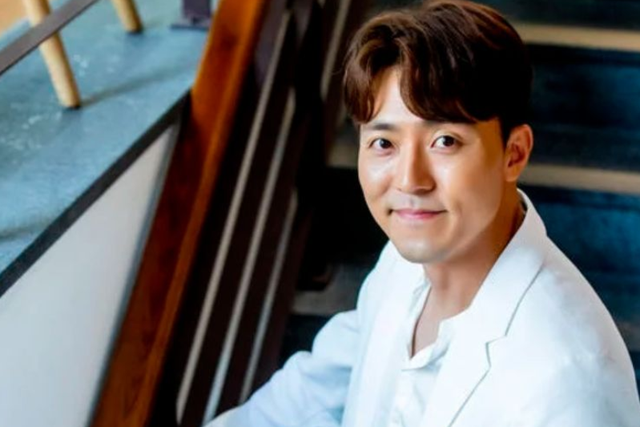 朴海镇|毒瘾发作时在大街上乱跑,41岁韩男星吸毒被抓!