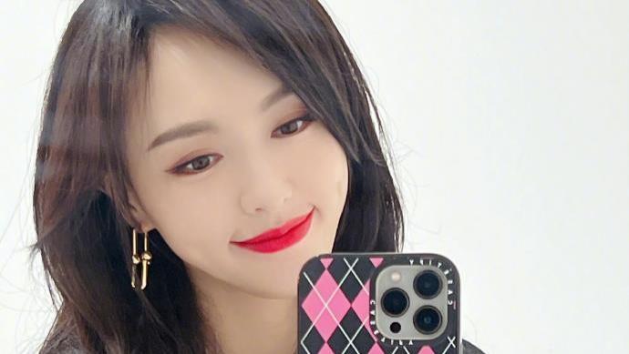 唐嫣|唐嫣活动生图脸肿被指打针，本人晒自拍照回怼，没变样