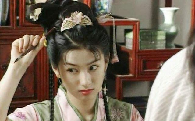 整容|10位女星再扮成名角色，“整容脸”与“天然脸”，差距一目了然