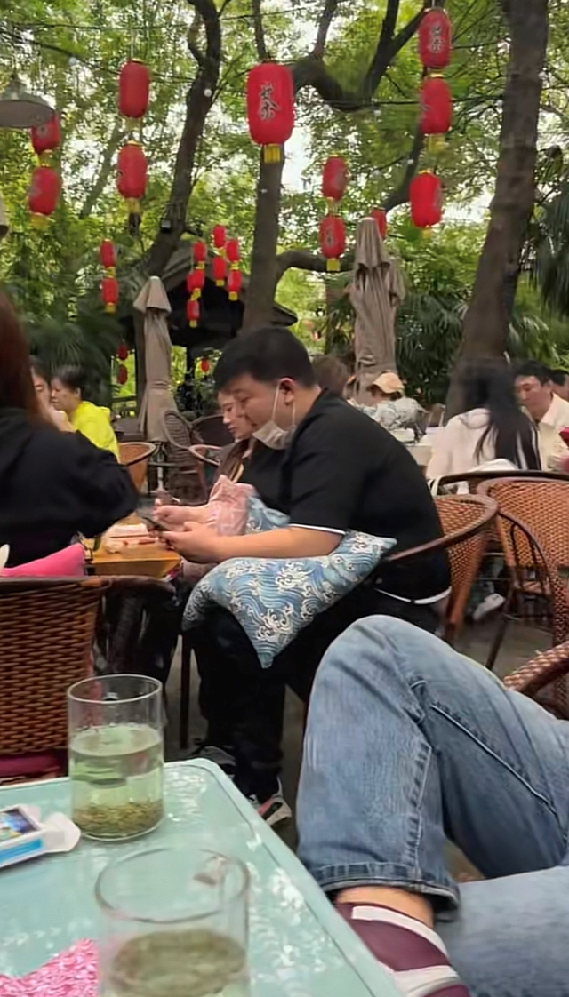 王思聪|王思聪疑深夜赌博！与众富豪打麻将流水超千万，好友喊话没人敢管