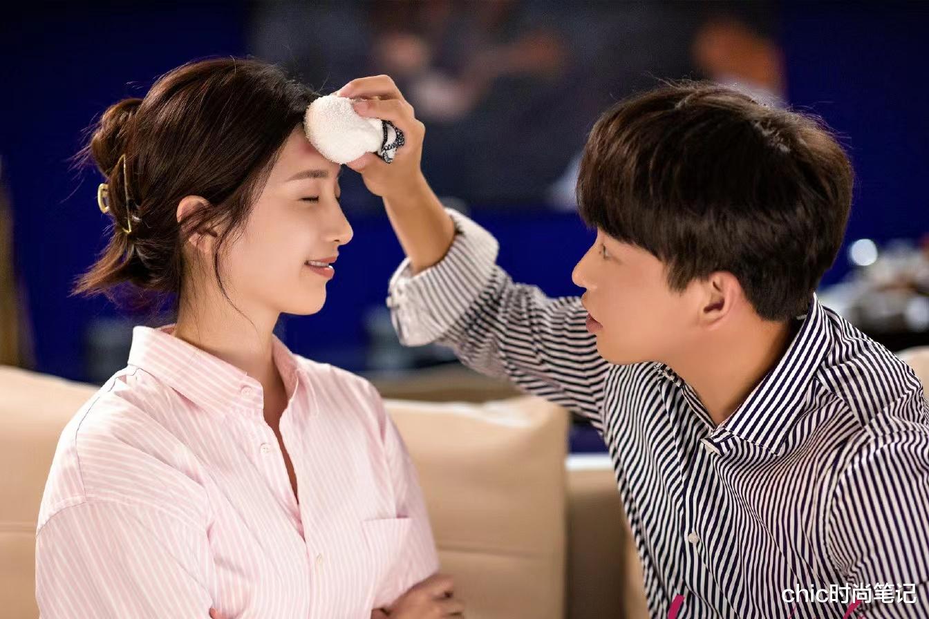 穿衣搭配|江疏影《女士的法则》穿搭，翻版王漫妮，不如她私服抓眼