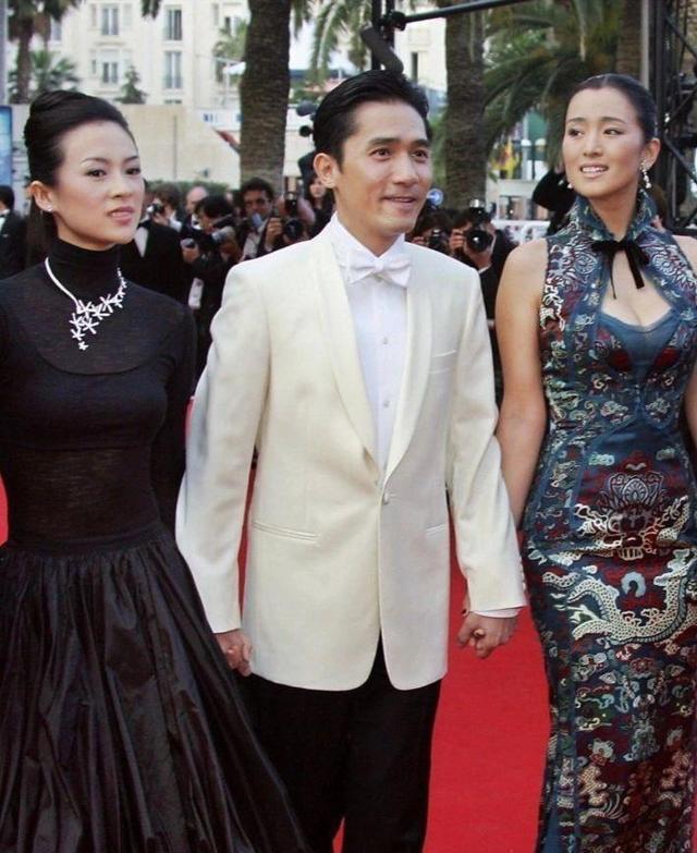 梁朝伟|刘嘉玲问梁朝伟：“左手一个巩俐，右手一个章子怡，开心吗？”