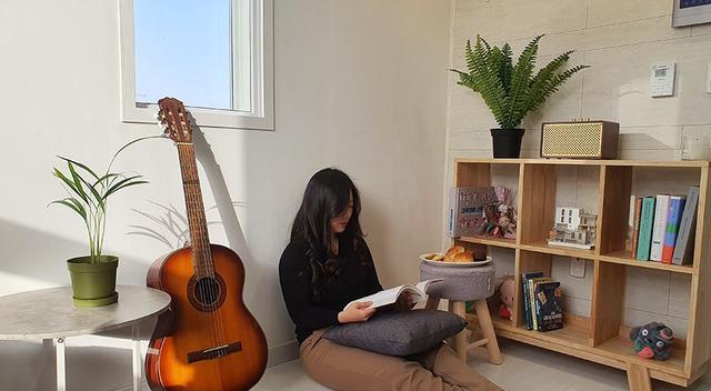 一人独居20,坚持“去客厅化”,自律生活5年,日子过的简单幸福