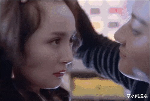 辣妹|女明星也有秃头危机？有人发际线堪比清朝阿哥，有人走路掉假发片