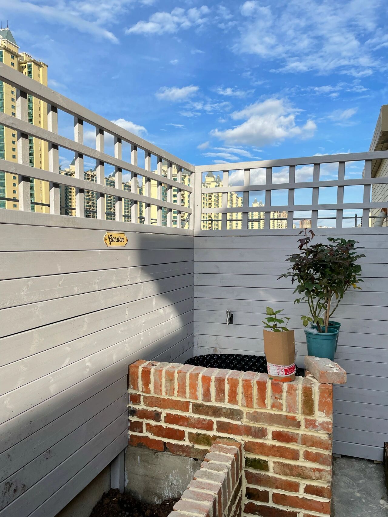 35㎡楼顶露台，亲手打造空中小花园，这才是顶楼的正确打开方式