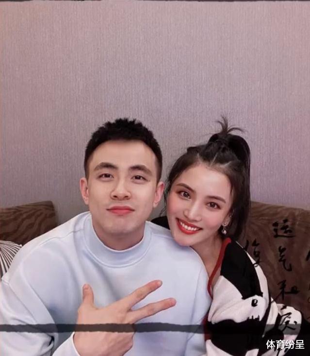辽宁男篮|辽宁队第二巨头财富曝光，百万豪车+超级豪宅，娇妻演员相伴！