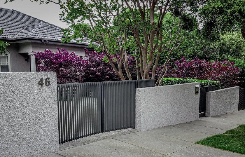 花园选对围栏，颜值至少翻一倍，这5种一见倾心，恨不得照搬回去