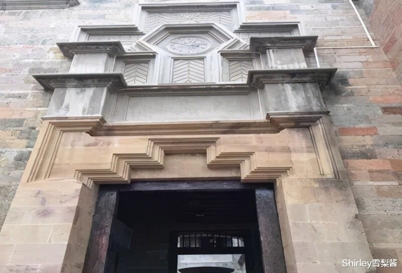 成都|云南有座完全建在山顶的县城,四周都是悬崖,宛若“天空之城”