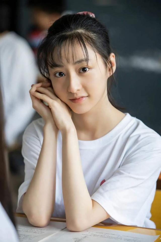 胡连馨|00后小花，又来一个能打的