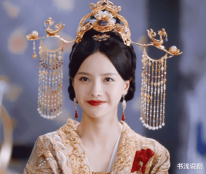 张芷溪|连演3个妈，《沉香如屑》34岁张芷溪再现，与小11岁杨超越搭档！