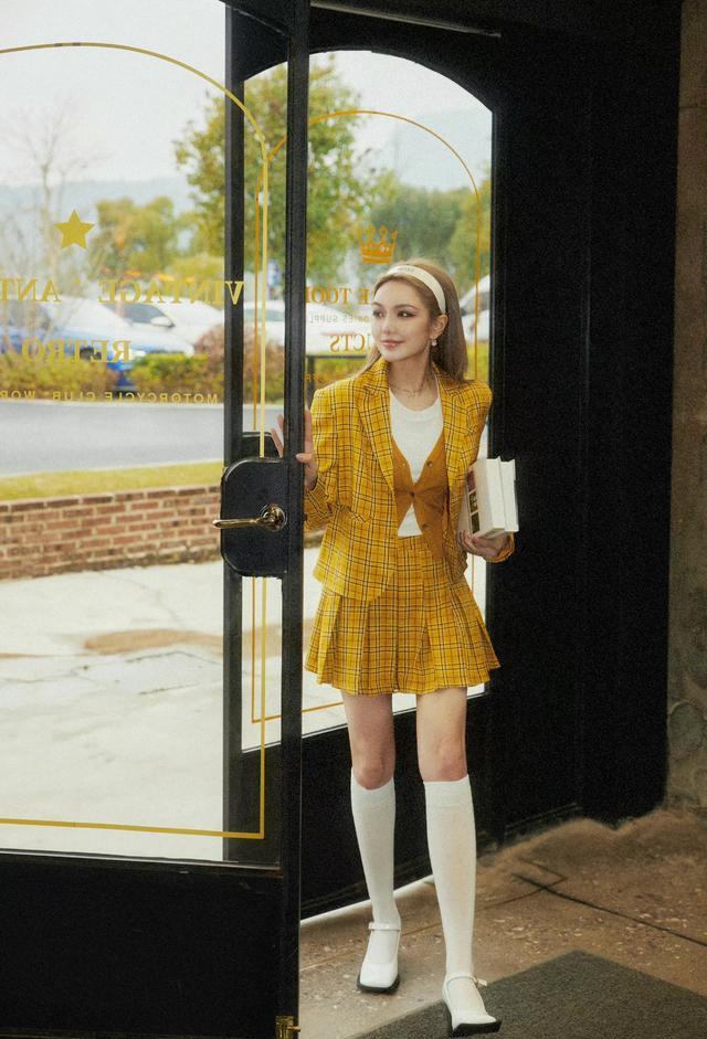 周扬青|周扬青凭一己之力扳倒天王,实属罕见