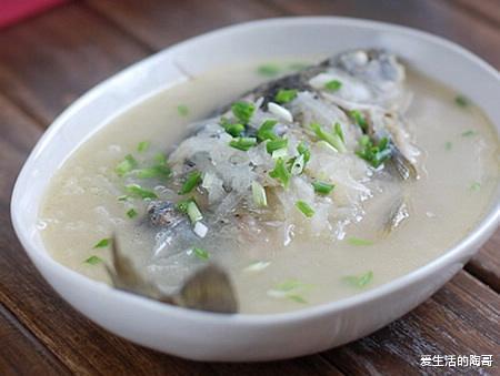 慢性胃炎|入冬后，建议中老年：别太心疼钱，多喝4种“黄金汤”，身体好