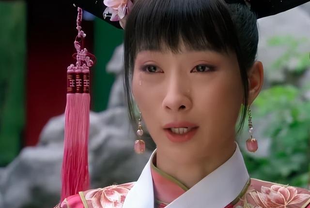 安陵容|《甄嬛传》：安比槐送安陵容入宫选秀，背后藏着对女儿最狠的算计