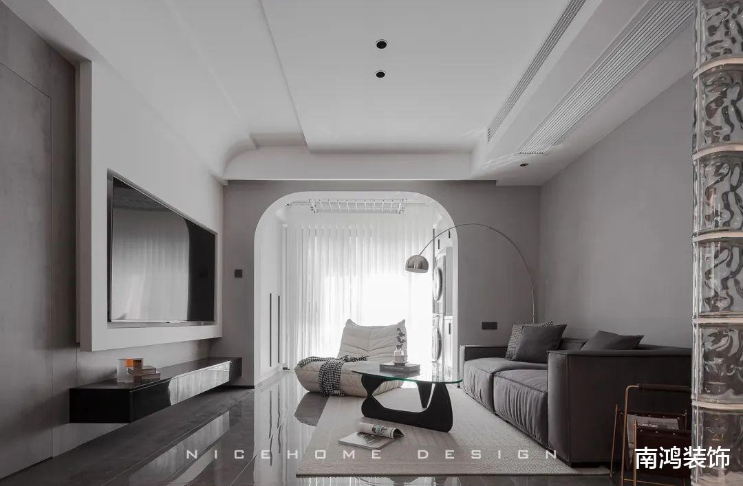温柔灰包裹的二人居,自由感与浪漫感的双重收获!