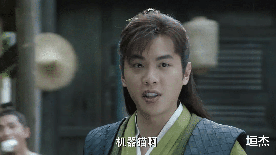 何润东|明明不好看,编剧却还在硬夸,这些被配角抢光风头的男主,太尴尬