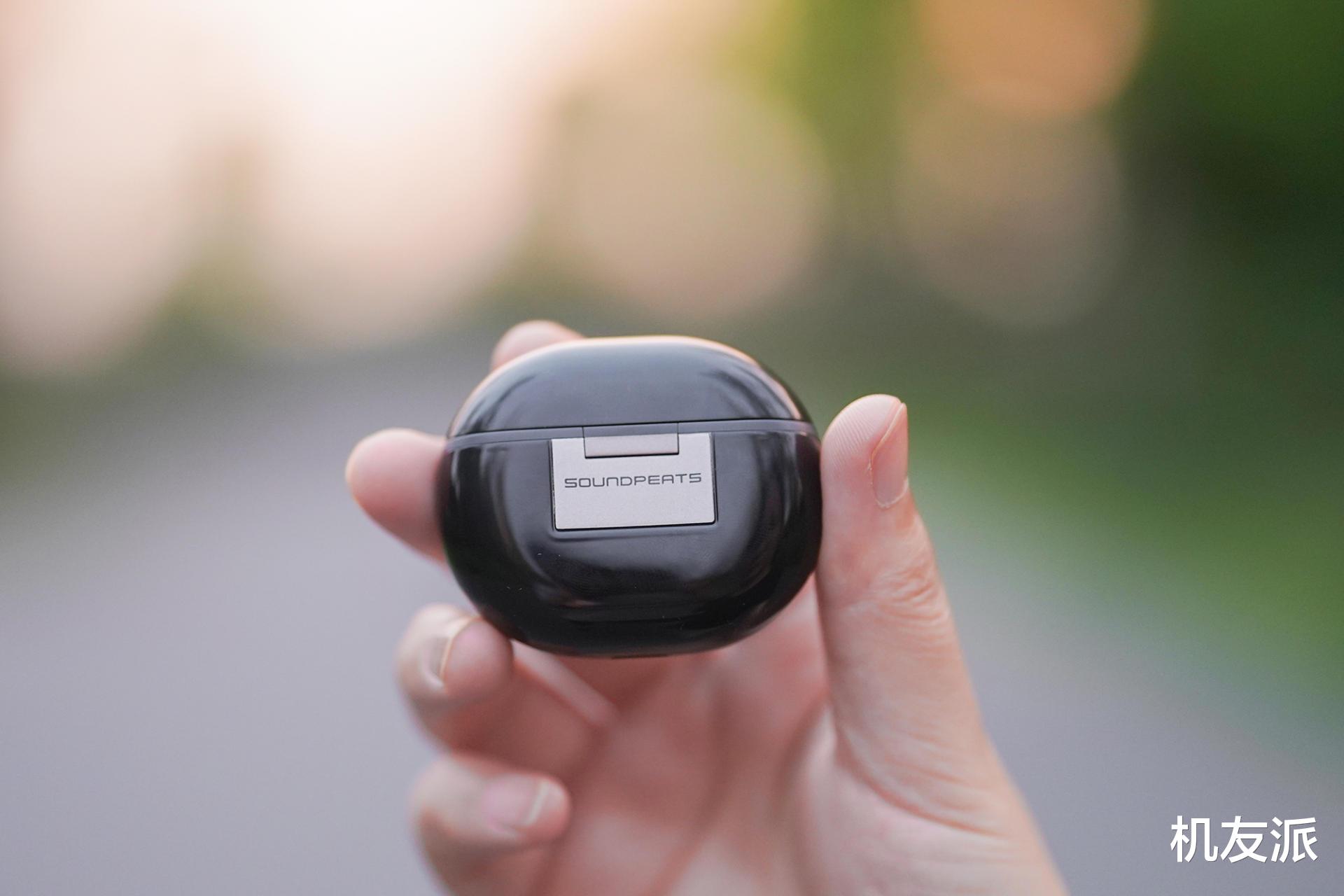 耳机|全球首款Hi-Res认证的半入耳式耳机,Air3 Deluxe HS上手体验