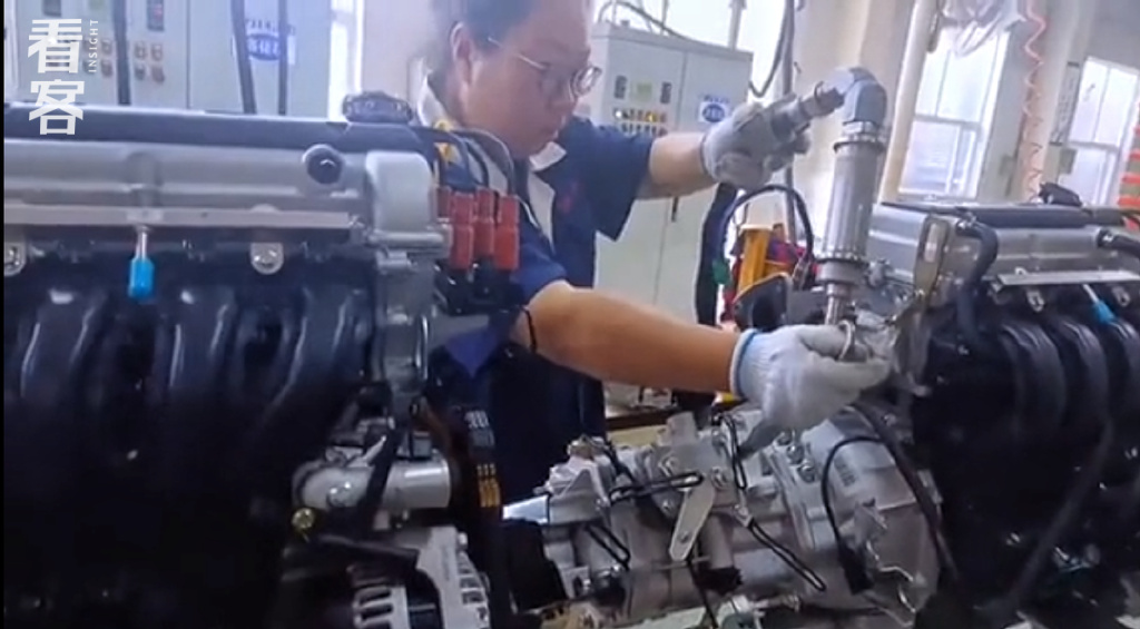 歌尔股份|小县城的女人们,梦想找份月薪两千的工作