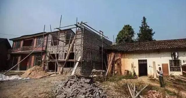 住房公积金|农村宅基地新规,有这九种情况,不允许翻新翻建