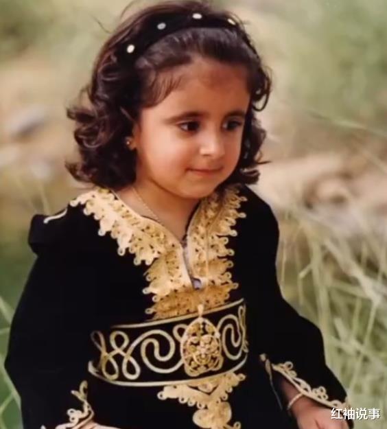 梵净山|迪拜王室神秘太子妃,诞下龙凤胎甘当金丝雀,摘下面纱惊为天人