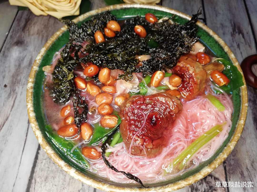 羊来了不可怕,吃饱饭提高免疫力,福建菜红菇捞面线,助你渡疫情
