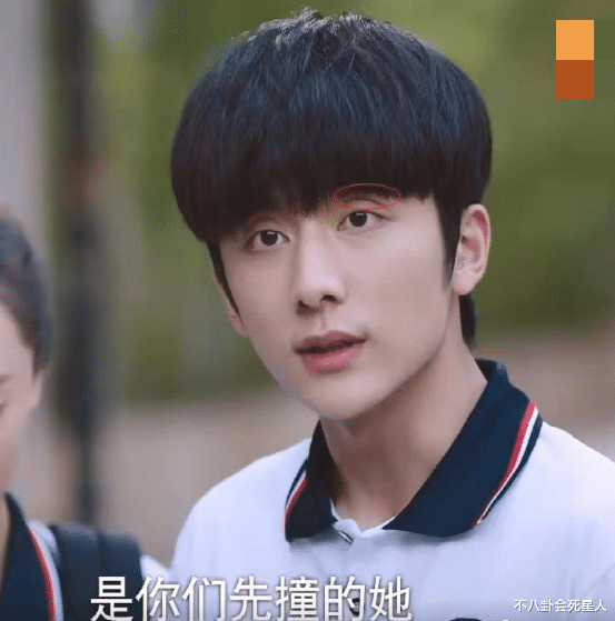 杨紫|杨紫的法令纹、关晓彤的木偶纹，这些明星才20多岁，却提前显老