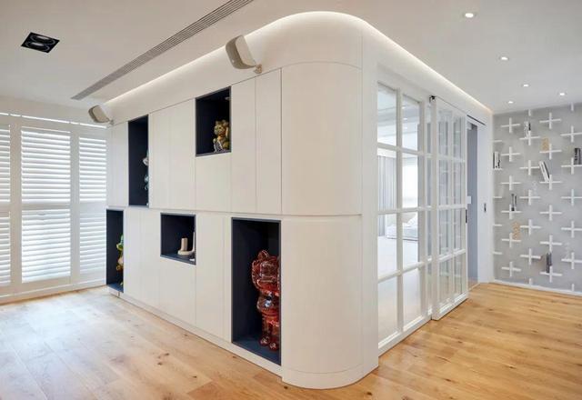 她真有眼光,把132㎡家装出了大平层的感觉,全屋没有一丝俗气