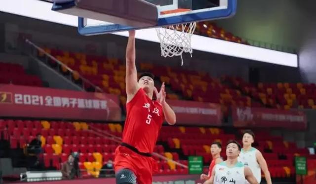 nbl|NBL篮板王薛世伟将参加2022年CBA选秀，他能否成为下一个姜宇星？
