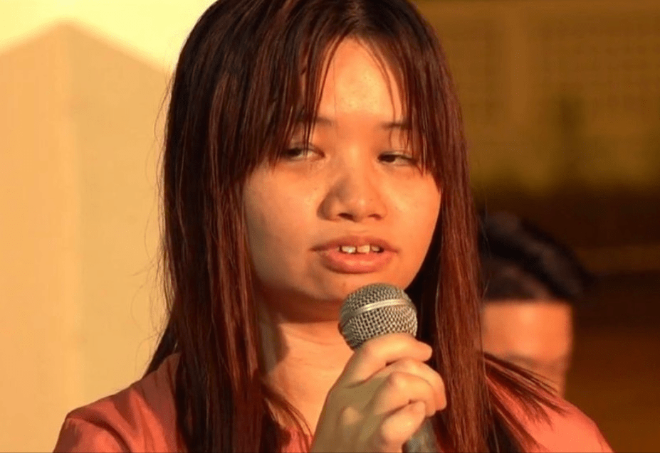 选美|亚视选美皇后无证驾车被抓 长相却看傻全网：这是走后门当选的？