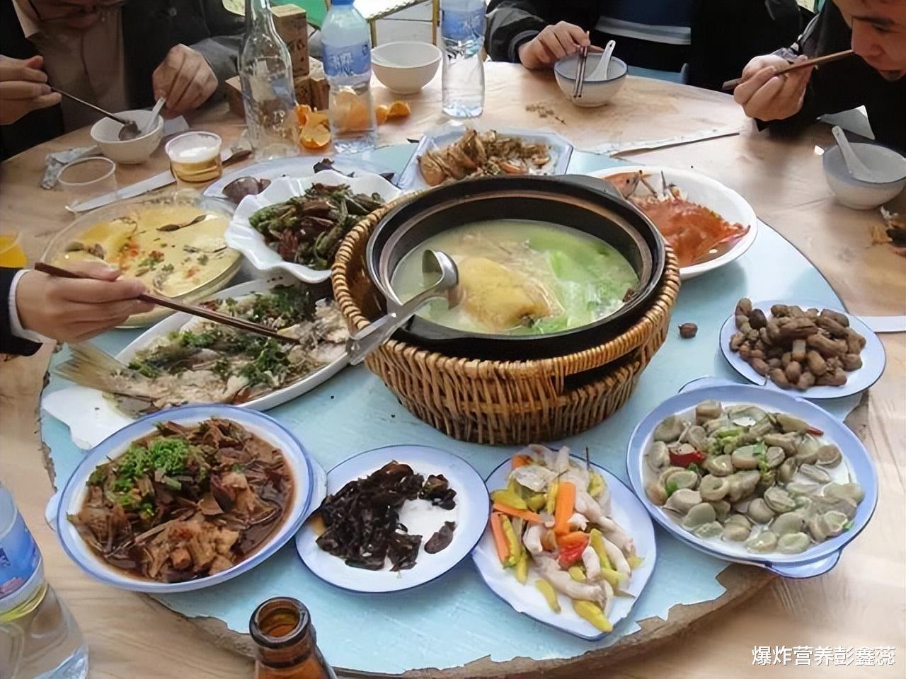 冬瓜|吃饭时有这4种习惯的人,多半身体健康良好,你能符合几条?