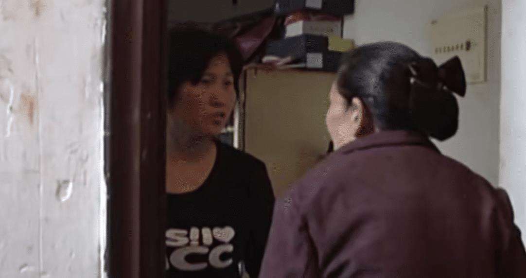 江苏连云港,一老人说女儿不孝顺,不给他买房子
