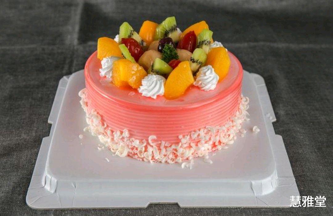 银耳|女性吃不对,或许老得快,建议日常少吃3种食物,多吃4种美食