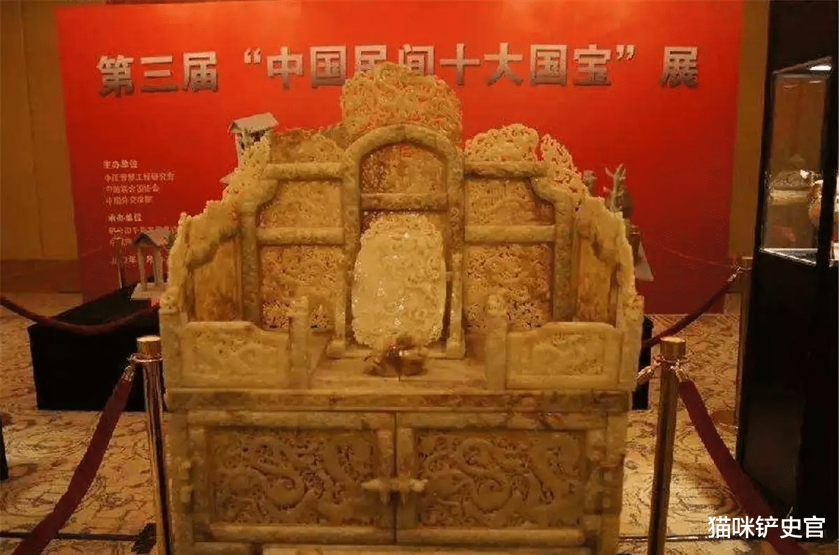 |玉石赝品成本50万,但卖出2.2亿,文物专家还鉴定为“稀世国宝”